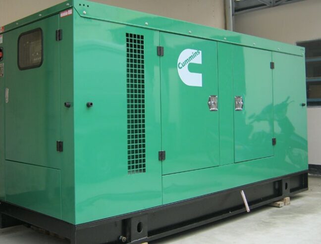 Máy phát điện Cummins 200kva nhập khẩu nguyên chiếc