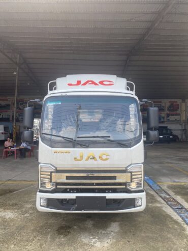 JAC N250 PRO E5 TẢI 2T5 THÙNG DÀI 4M3