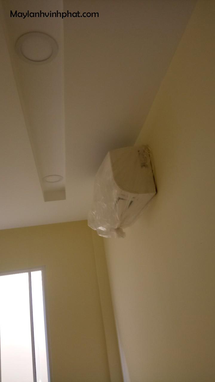 Có nên lắp Máy lạnh treo tường 27.000BTU không? Có bao nhiêu Model?